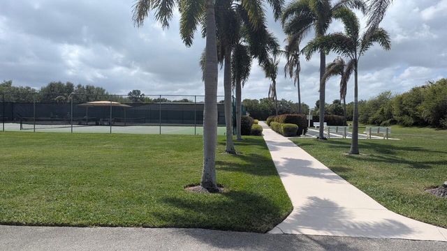 5051 N Hwy A1a 16-5, Fort Pierce, FL 34949
