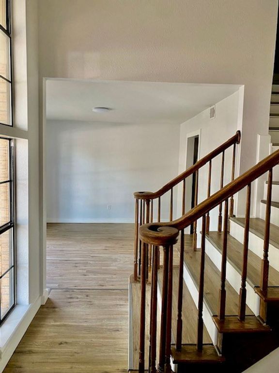 Image 10 of property listing at 2563 Lindenwood Drive, San Angelo, TX 76904