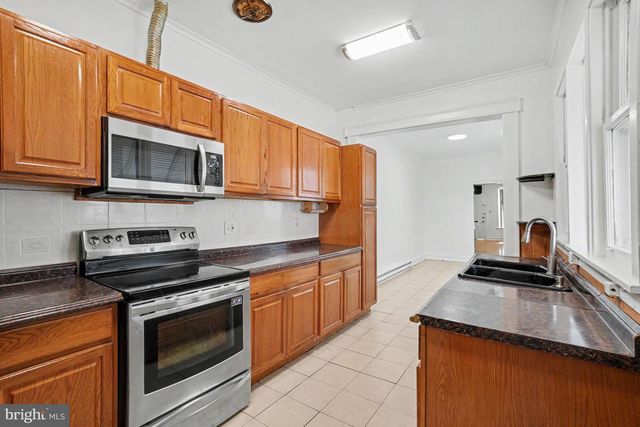 546 LOCUST ST, Reading, PA 19604