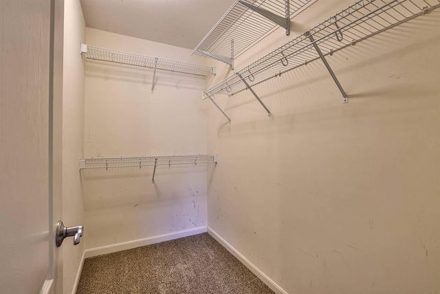 408 Breezewood Court, Ludlow, KY 41016