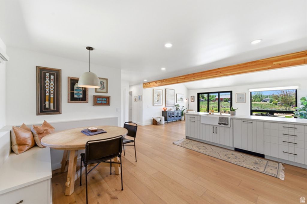 Image 11 of property listing at 118 E COUNTRYSIDE CIR, Park City, UT 84098
