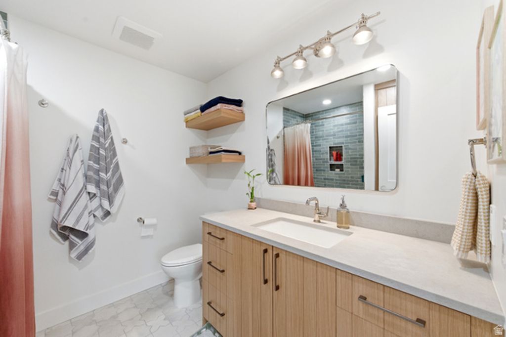 Image 22 of property listing at 118 E COUNTRYSIDE CIR, Park City, UT 84098