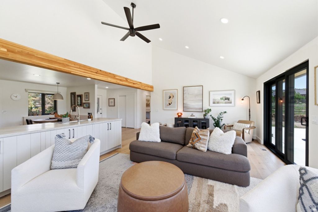 Image 7 of property listing at 118 E COUNTRYSIDE CIR, Park City, UT 84098