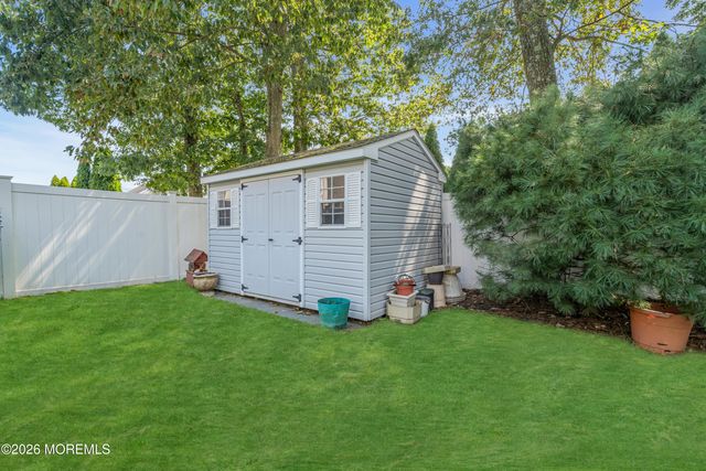 62 Schley Avenue, Toms River, NJ 08755