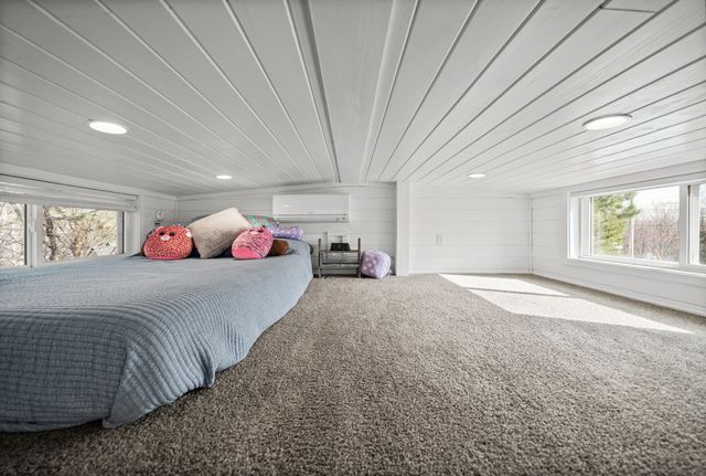 102 Thomas Rd, Dover, TN 37058