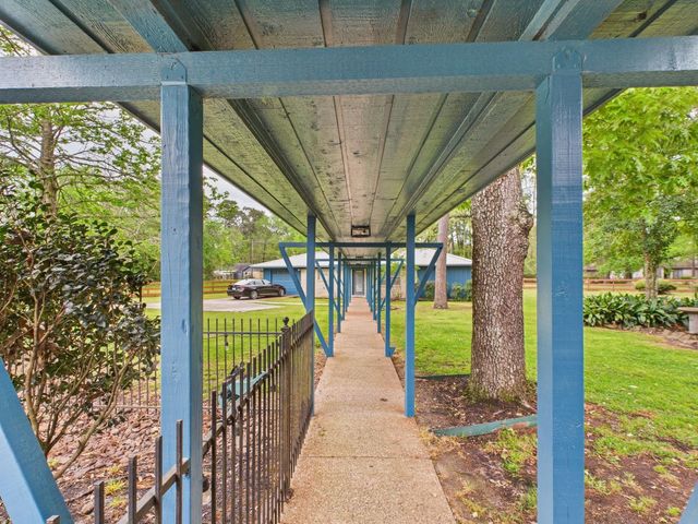 1310 Golden Bear Lane, Kingwood, TX 77339