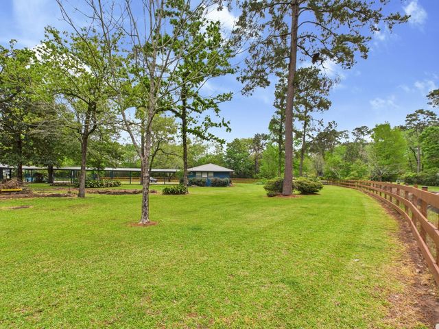 1310 Golden Bear Lane, Kingwood, TX 77339