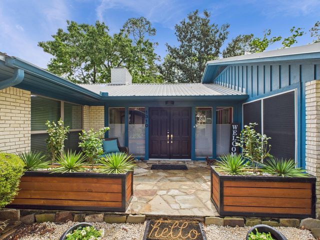 1310 Golden Bear Lane, Kingwood, TX 77339