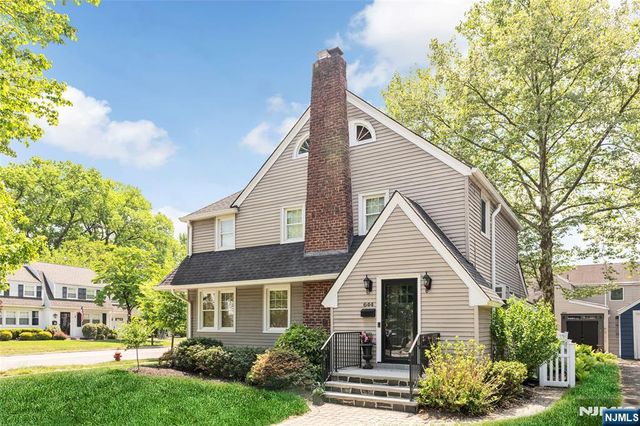 644 Linwood Avenue, Ridgewood, NJ 07450
