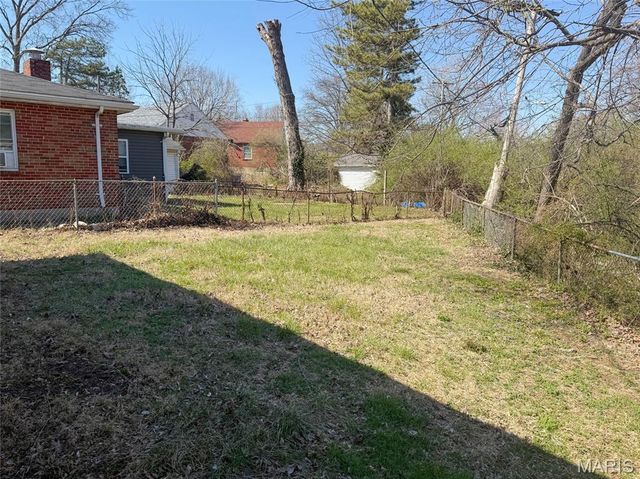 6703 Etzel Avenue, St Louis, MO 63130