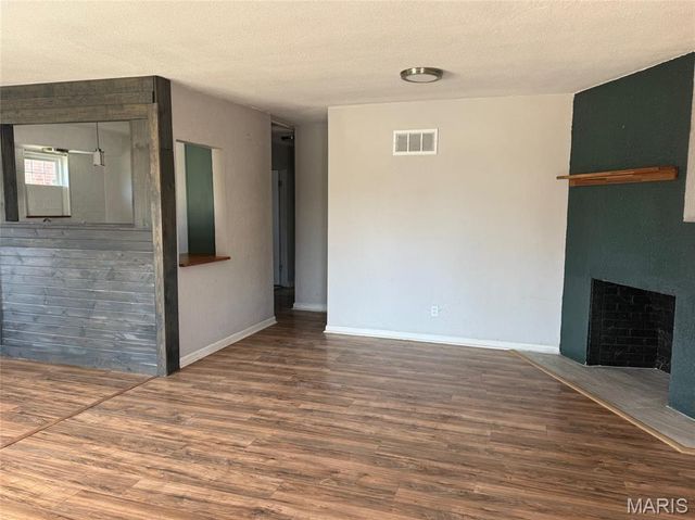 6703 Etzel Avenue, St Louis, MO 63130