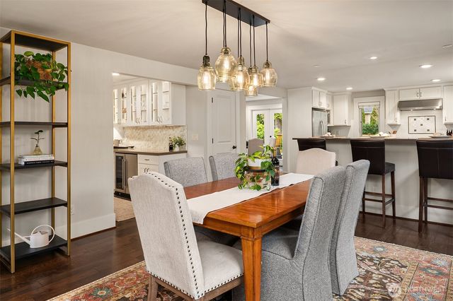 1617 216th Avenue NE, Sammamish, WA 98074