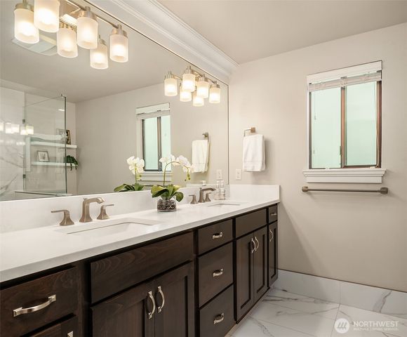 1617 216th Avenue NE, Sammamish, WA 98074