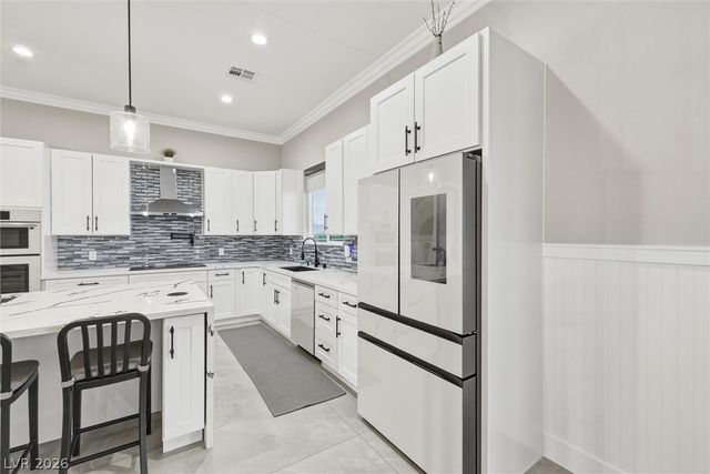 2120 Iroquois Avenue, Pahrump, NV 89048