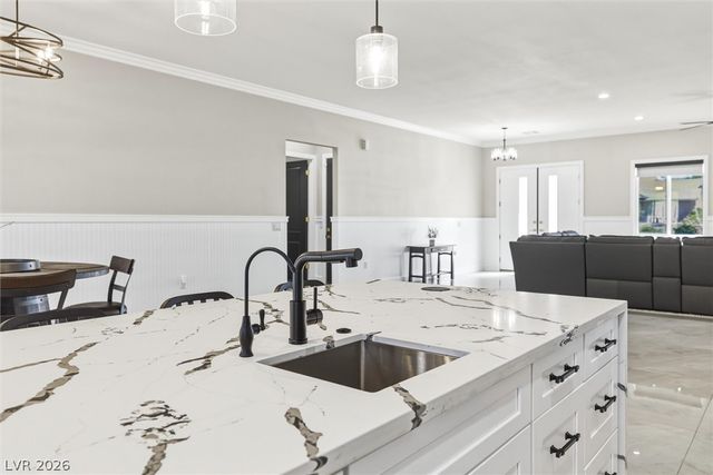 2120 Iroquois Avenue, Pahrump, NV 89048