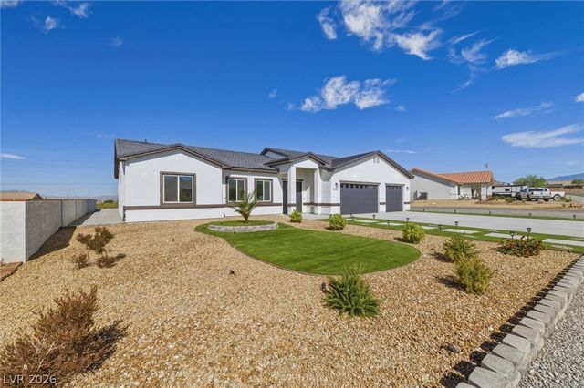 2120 Iroquois Avenue, Pahrump, NV 89048