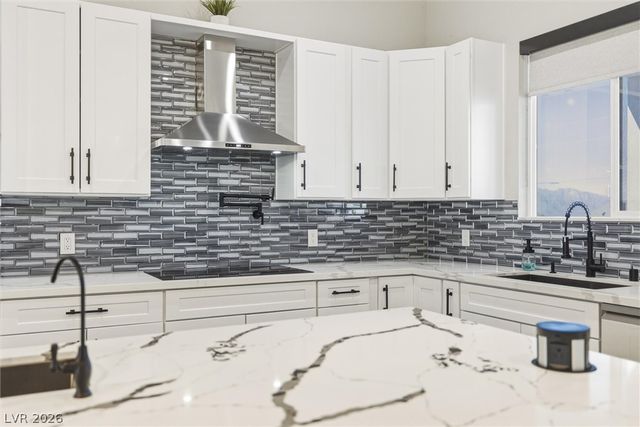 2120 Iroquois Avenue, Pahrump, NV 89048