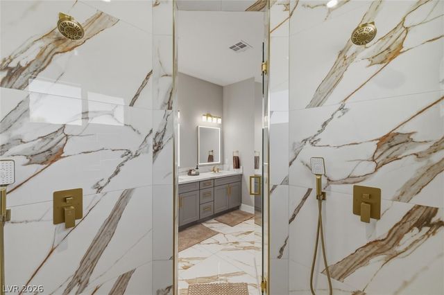 2120 Iroquois Avenue, Pahrump, NV 89048