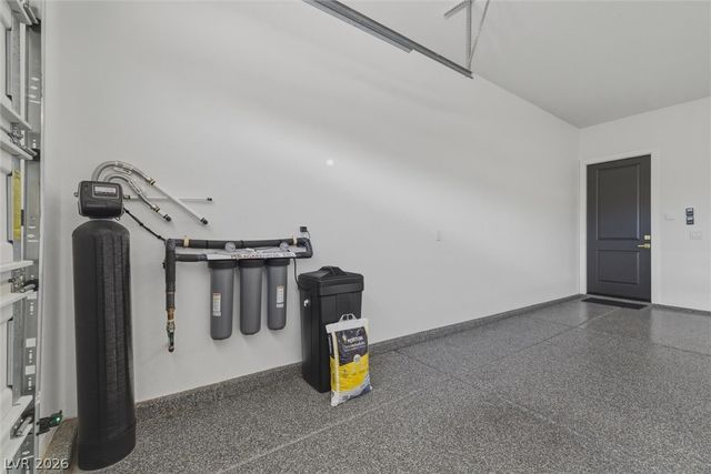 2120 Iroquois Avenue, Pahrump, NV 89048