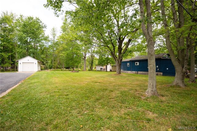 9378 Lemon Street, Evans, NY 14006