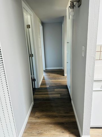 210 Plum Drive, Exeter, CA 93221