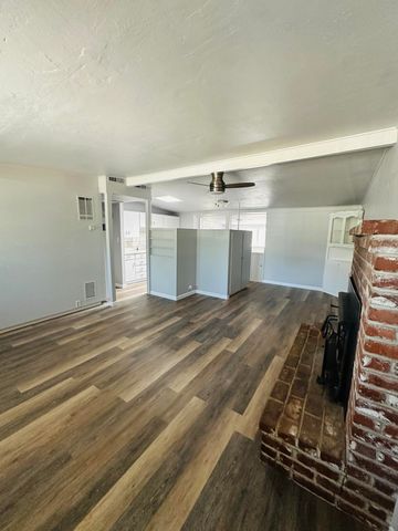 210 Plum Drive, Exeter, CA 93221