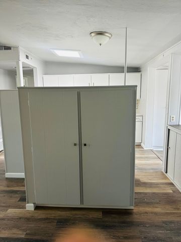 210 Plum Drive, Exeter, CA 93221