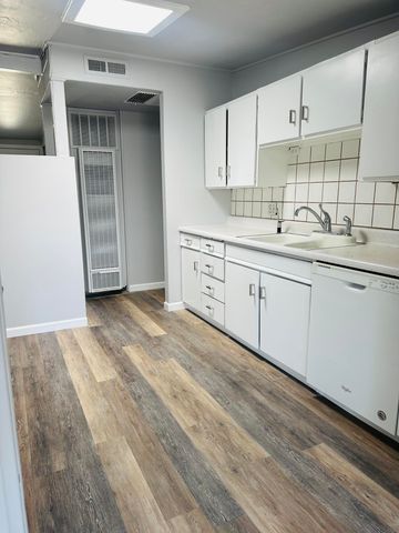 210 Plum Drive, Exeter, CA 93221