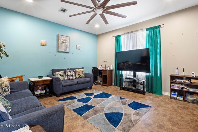 10350 Goodman Road, D'iberville, MS 39540