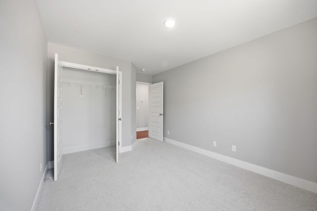 1027 Fortitude Trail 10, Chattanooga, TN 37421