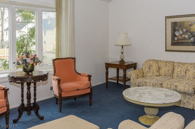 4 Herbert Pl, West Caldwell Twp., NJ 07006