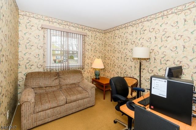 4 Herbert Pl, West Caldwell Twp., NJ 07006