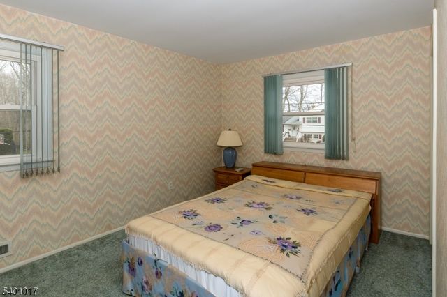 4 Herbert Pl, West Caldwell Twp., NJ 07006