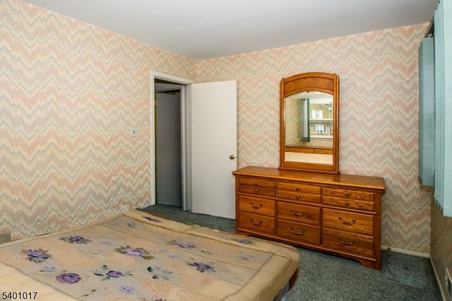 4 Herbert Pl, West Caldwell Twp., NJ 07006