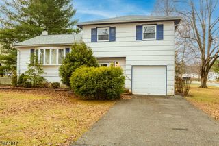 4 Herbert Pl, West Caldwell Twp., NJ 07006