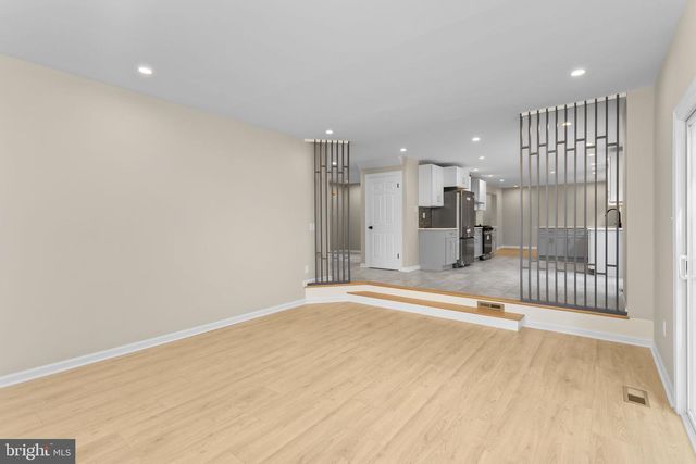 118 SQUIRREL TREE LN, Mount Laurel, NJ 08054