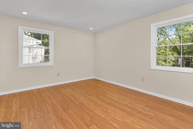 118 SQUIRREL TREE LN, Mount Laurel, NJ 08054