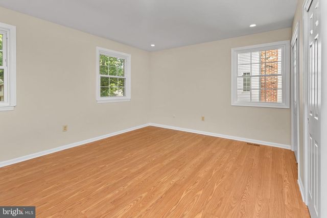 118 SQUIRREL TREE LN, Mount Laurel, NJ 08054