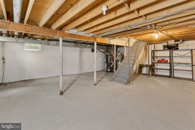 118 SQUIRREL TREE LN, Mount Laurel, NJ 08054
