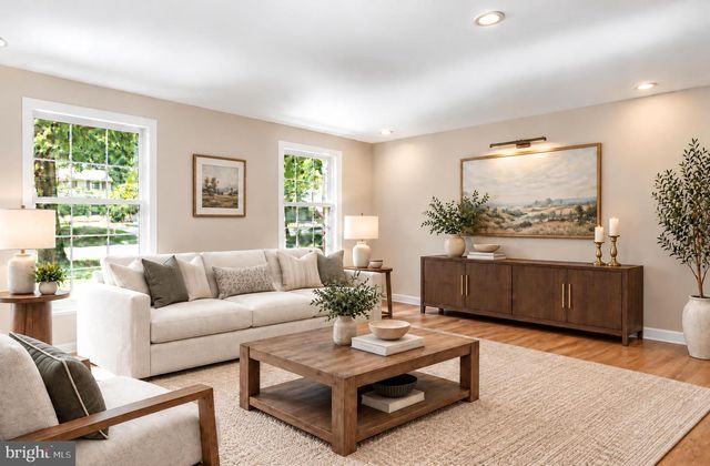 118 SQUIRREL TREE LN, Mount Laurel, NJ 08054