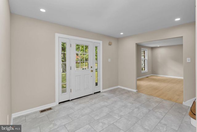 118 SQUIRREL TREE LN, Mount Laurel, NJ 08054