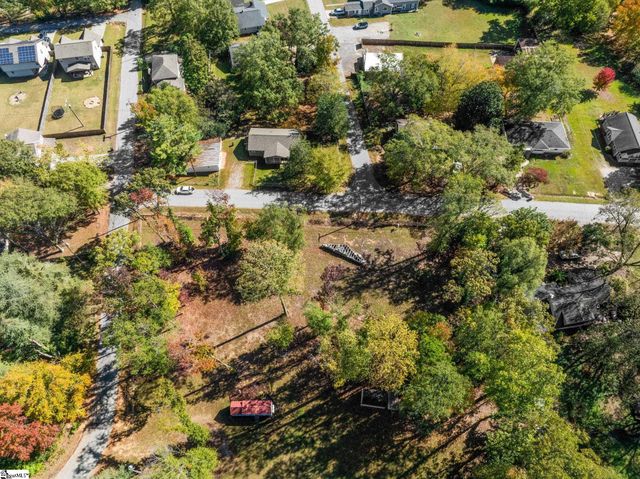 6 Nature Trail, Greenville, SC 29609