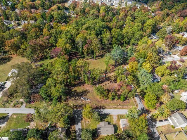 6 Nature Trail, Greenville, SC 29609