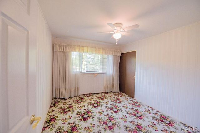 69 Club Grounds North Drive, Florissant, MO 63033