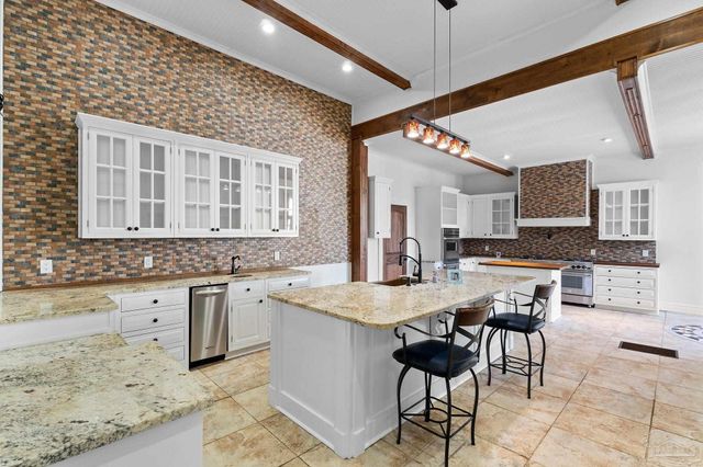 14 W Gadsden St, Pensacola, FL 32501