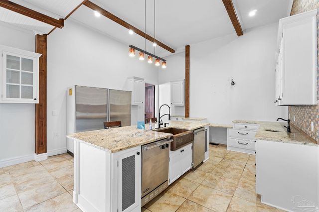 14 W Gadsden St, Pensacola, FL 32501
