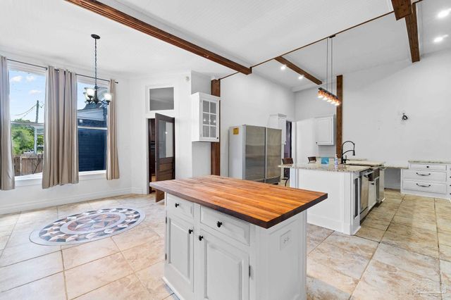 14 W Gadsden St, Pensacola, FL 32501