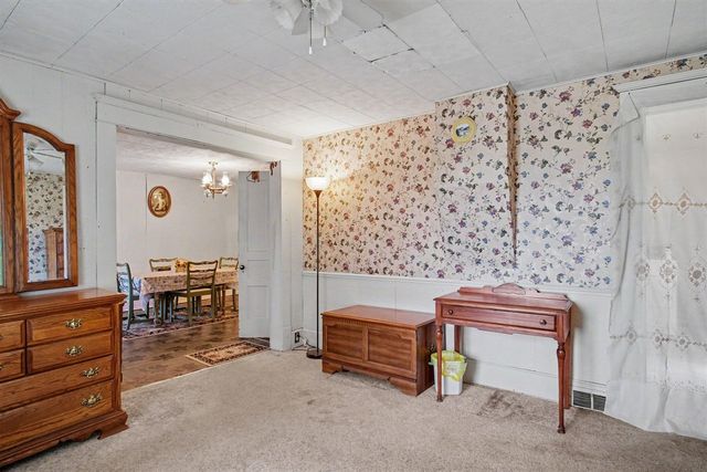 5715 Potters Road, Saranac, MI 48881