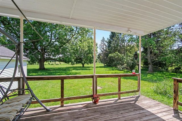 5715 Potters Road, Saranac, MI 48881