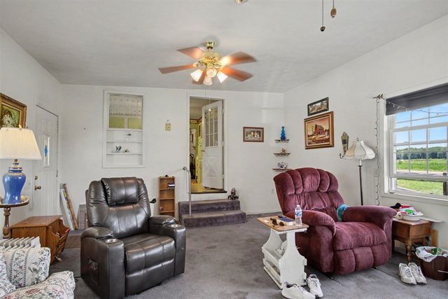 5715 Potters Road, Saranac, MI 48881